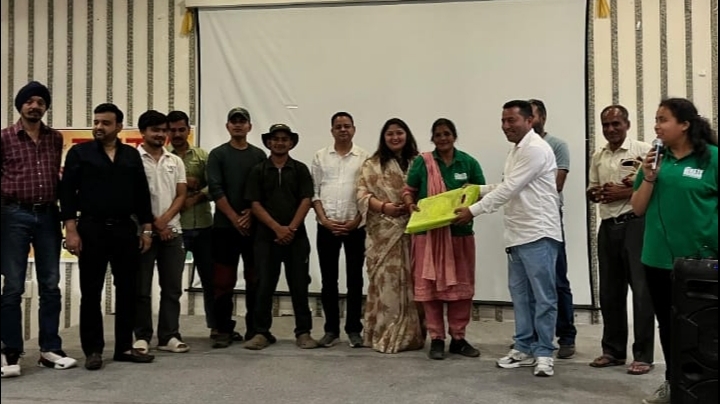 रामनगर में जश्न: शुभम उत्तम बने भाजपा IT संयोजक (अनुसूचित मोर्चा), समर्थकों ने ढोल-नगाड़ों और फूलों से किया जोरदार स्वागत